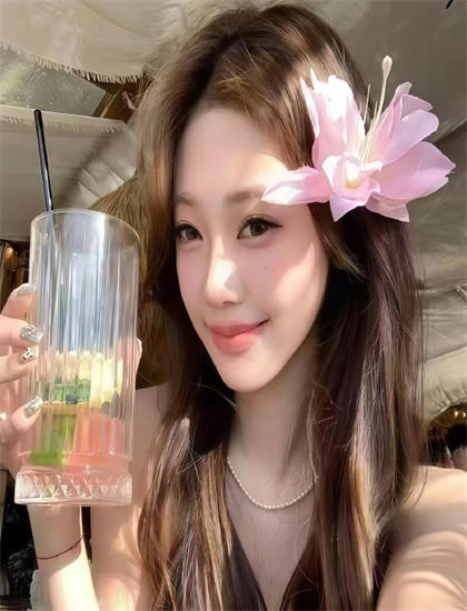 《克洛伊的完美生活 第一季》的技术突破：轨道拍摄实现推动行业发展的技术创新 为电影艺术注入新活力